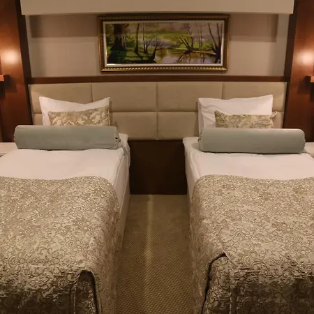 Vivaldi Park 4*