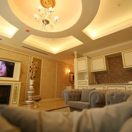 Vivaldi Park 4*