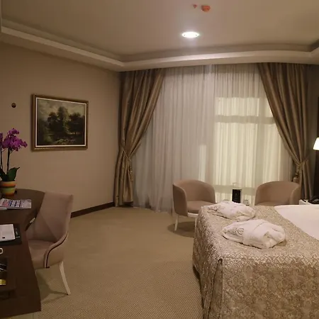 Отель Vivaldi Park 4*