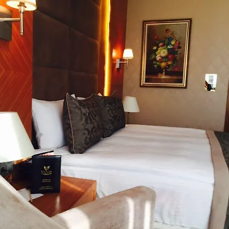 Hotel Vivaldi Park 4*