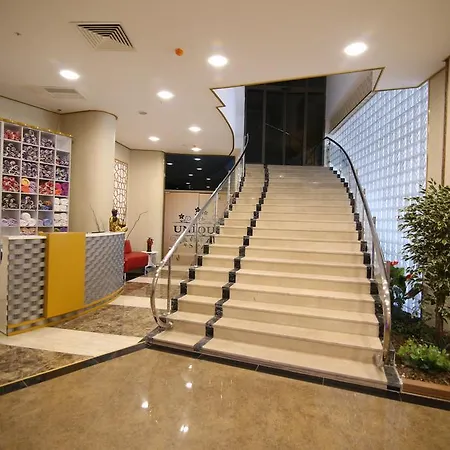 Vivaldi Park 4*