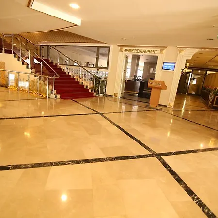 Vivaldi Park 4*