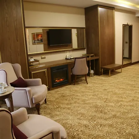 Vivaldi Park 4*