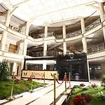 Vivaldi Park 4*