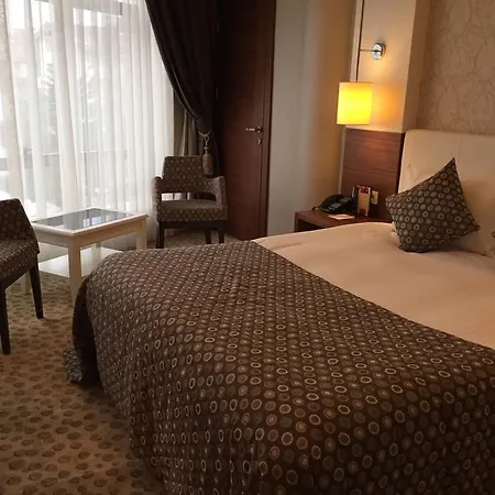 Vivaldi Park 4*
